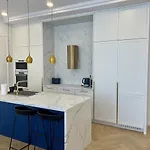 Apartment Buda Hill Charm - 3 Bdrm- Self Chkn *