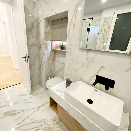 Charming Buda Hills Residence I 3 Bedrooms I Self Check-In *