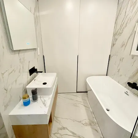 Charming Buda Hills Residence I 3 Bedrooms I Self Check-In