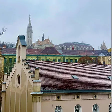 Buda Hill Charm - 3 Bdrm- Self Chkn Apartament Budapeszt