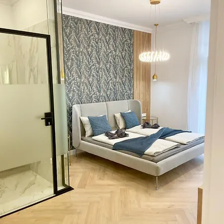 아파트 Buda Hill Charm I 3br I Self Chkn *