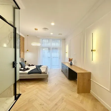 Charming Buda Hills I 3 Bedrooms I Self Check-in *