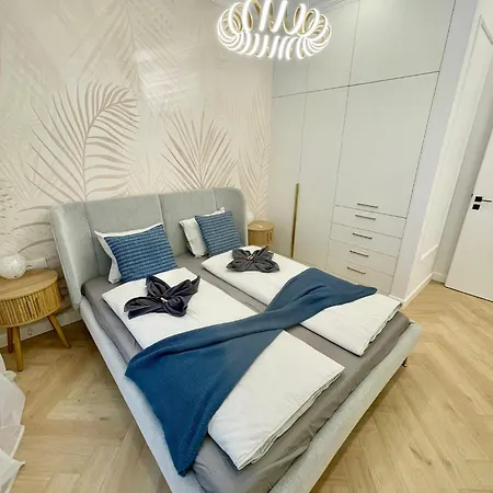 Buda Hill Charm I 3br I Self Chkn * Будапешт