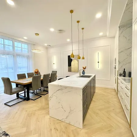 Charming Buda Hills I 3 Bedrooms I Self Check-in *