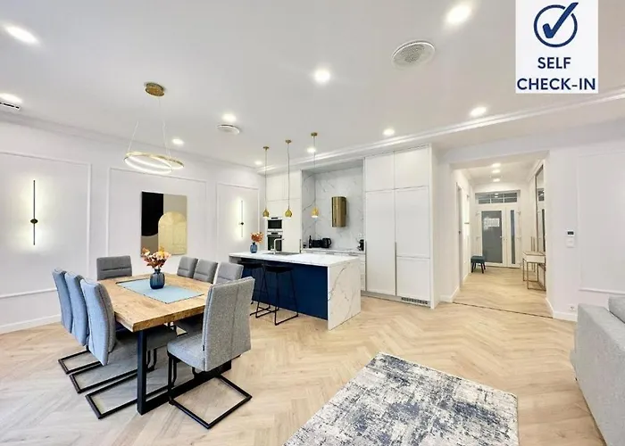 Buda Hill Charm - 3 Bedrooms - Self Check-in Apartamento *