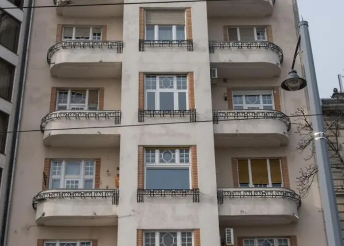 Apartamento Buda Hill Charm - 3 Bedrooms - Self Check-in Budapest
